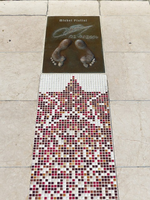 比赛结果显 比赛结果显